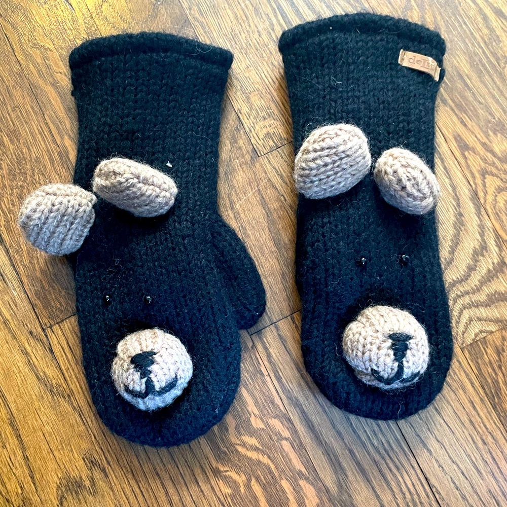 Bear mittens, warm, micro-fleece lined. “Barely” worn.